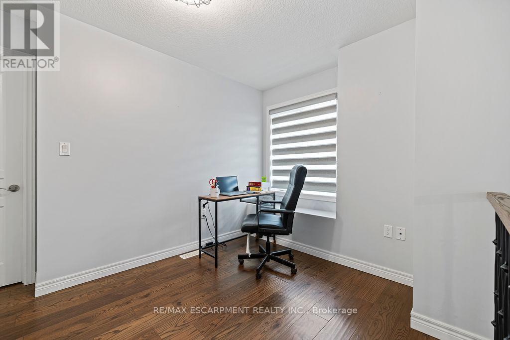 235 Bellagio Avenue, Hamilton, Ontario  L0R 1P0 - Photo 29 - X12296355