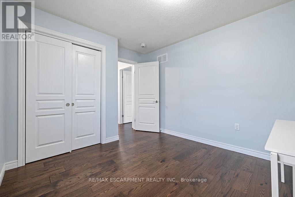 235 Bellagio Avenue, Hamilton, Ontario  L0R 1P0 - Photo 34 - X12296355