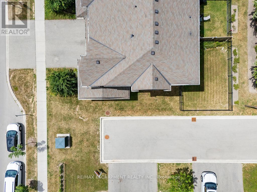 235 Bellagio Avenue, Hamilton, Ontario  L0R 1P0 - Photo 38 - X12296355