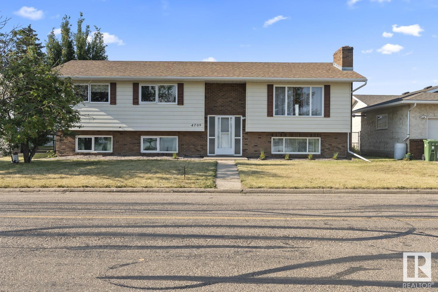 4709 Lakeshore Dr, Bonnyville Town, Alberta