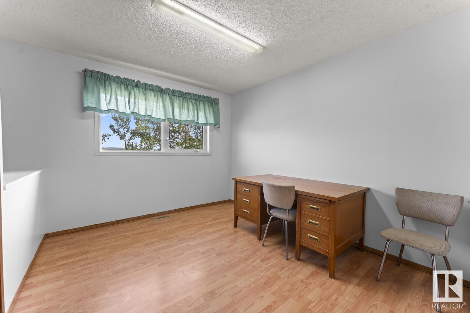 4709 Lakeshore Dr, Bonnyville Town, Alberta  T9N 1P9 - Photo 21 - E4448825