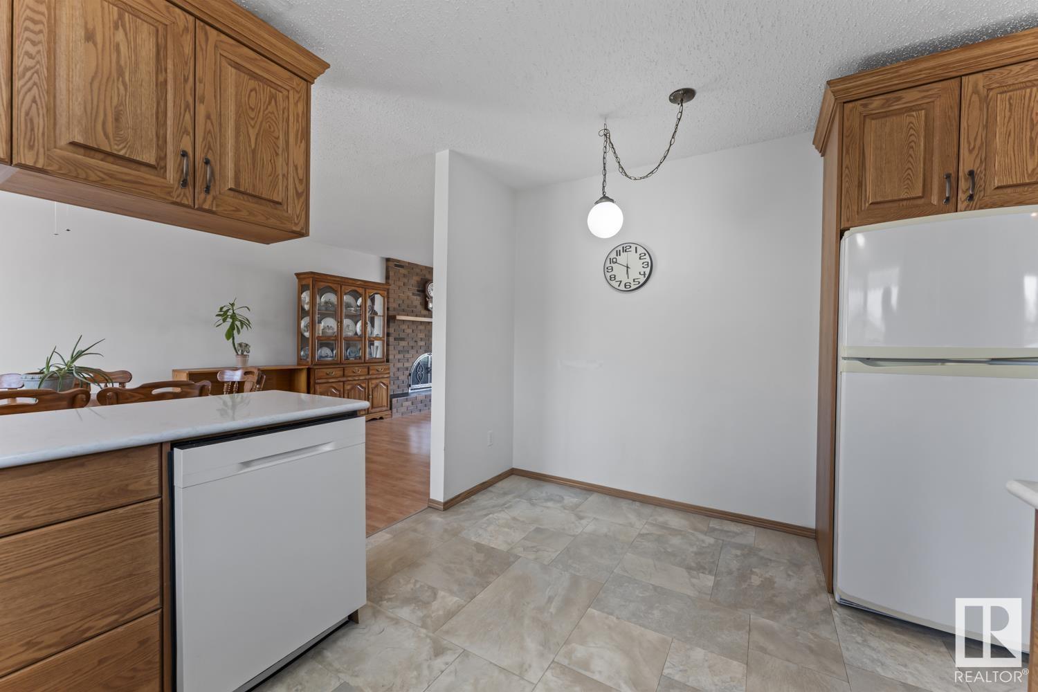 4709 Lakeshore Dr, Bonnyville Town, Alberta  T9N 1P9 - Photo 7 - E4448825