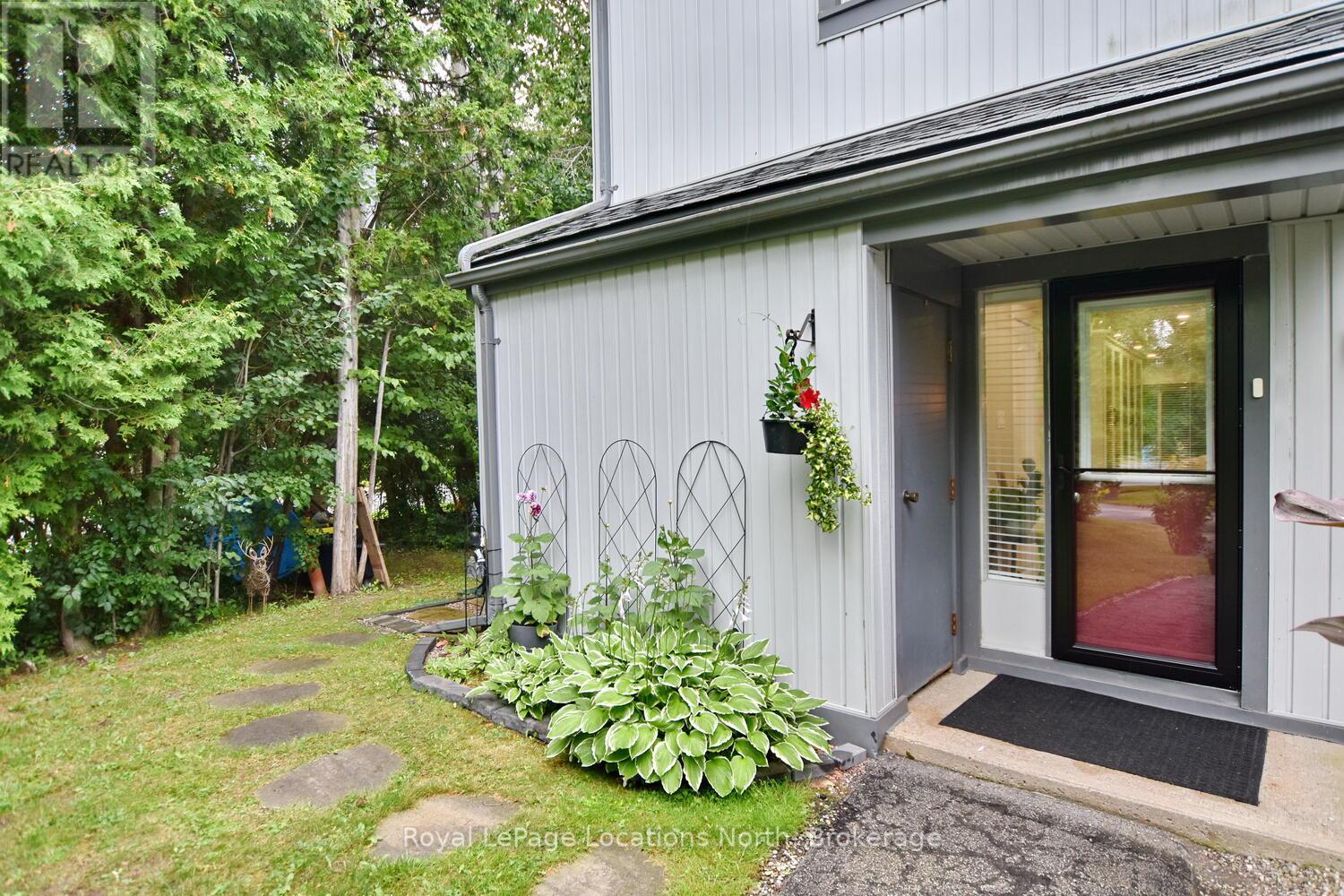 401 - 12 Dawson Drive, Collingwood, Ontario  L9Y 5B4 - Photo 6 - S12294663