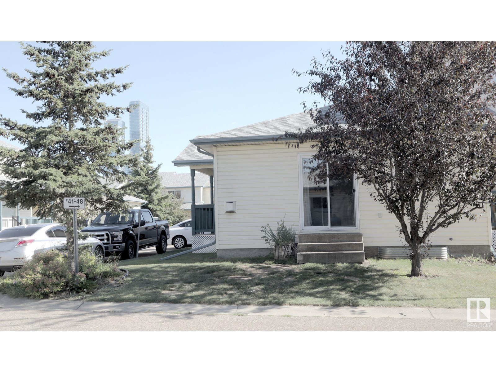 Property at #49 10909 106 ST NW image 3