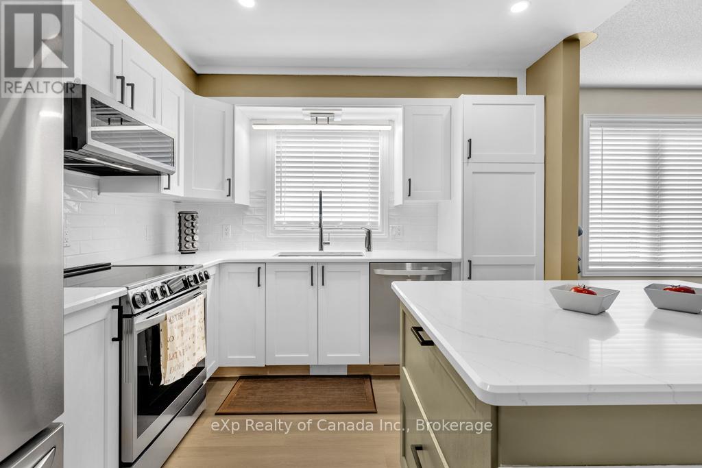 124 Wilson Avenue, Tillsonburg, Ontario  N4G 5T3 - Photo 10 - X12280642