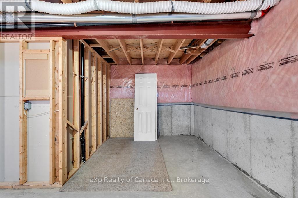 124 Wilson Avenue, Tillsonburg, Ontario  N4G 5T3 - Photo 27 - X12280642