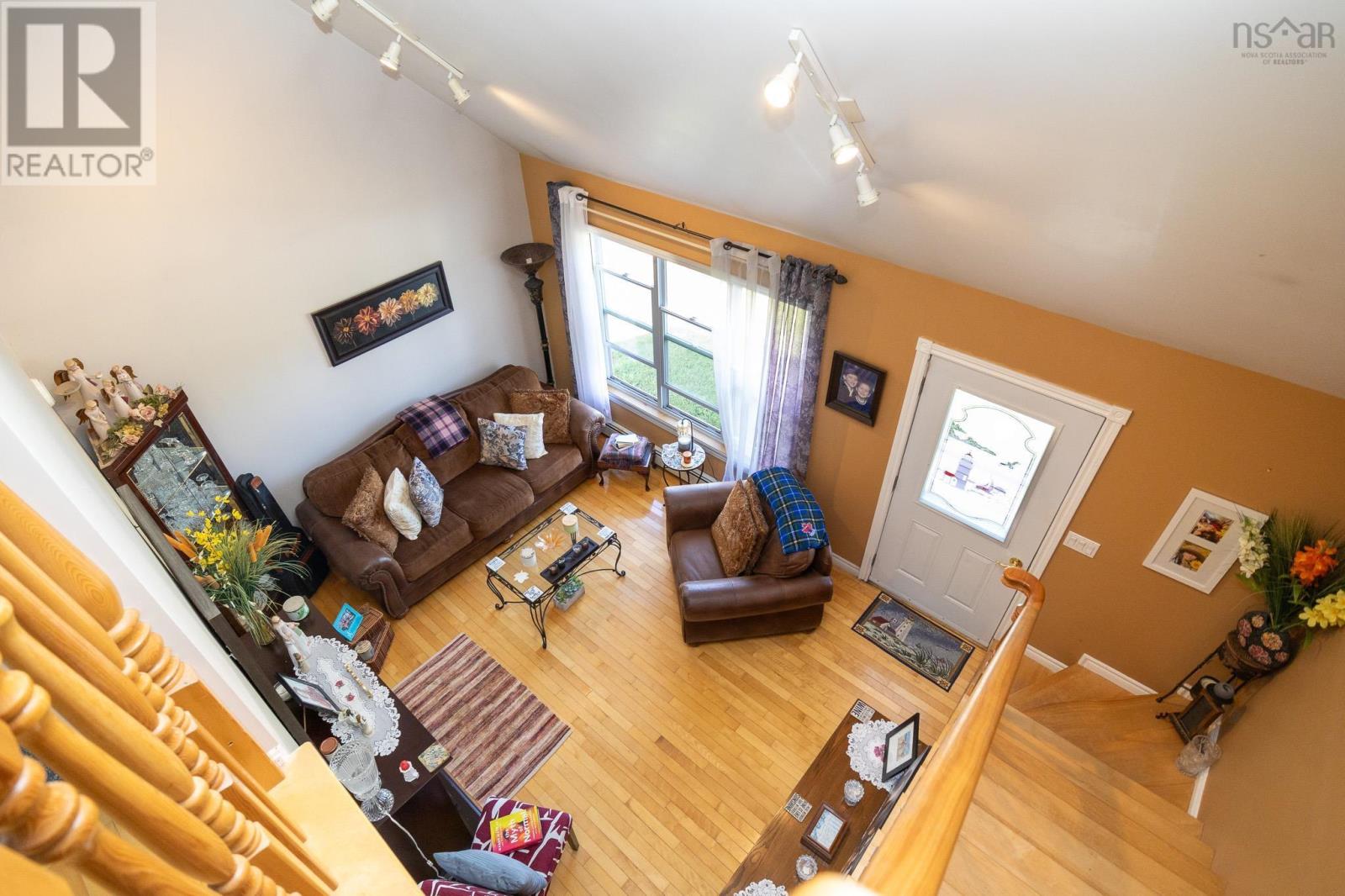 50 Duncan Street, Glace Bay, Nova Scotia  B1A 2L6 - Photo 12 - 202518075