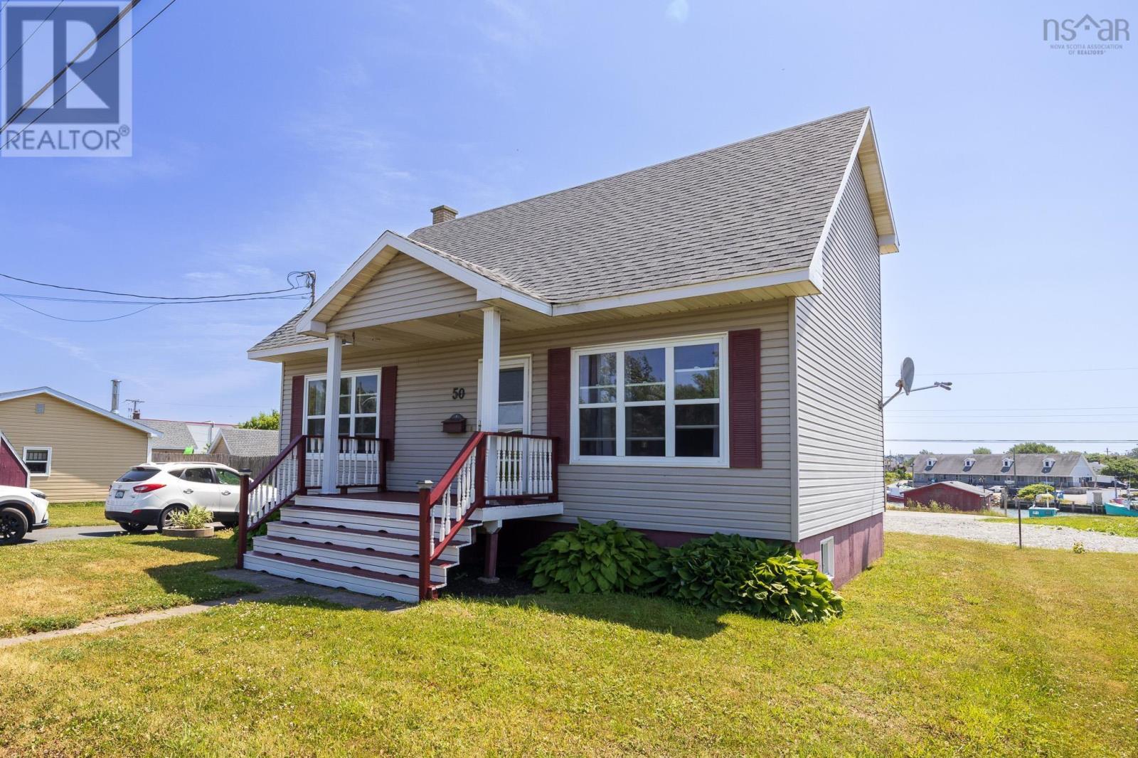 50 Duncan Street, Glace Bay, Nova Scotia  B1A 2L6 - Photo 2 - 202518075