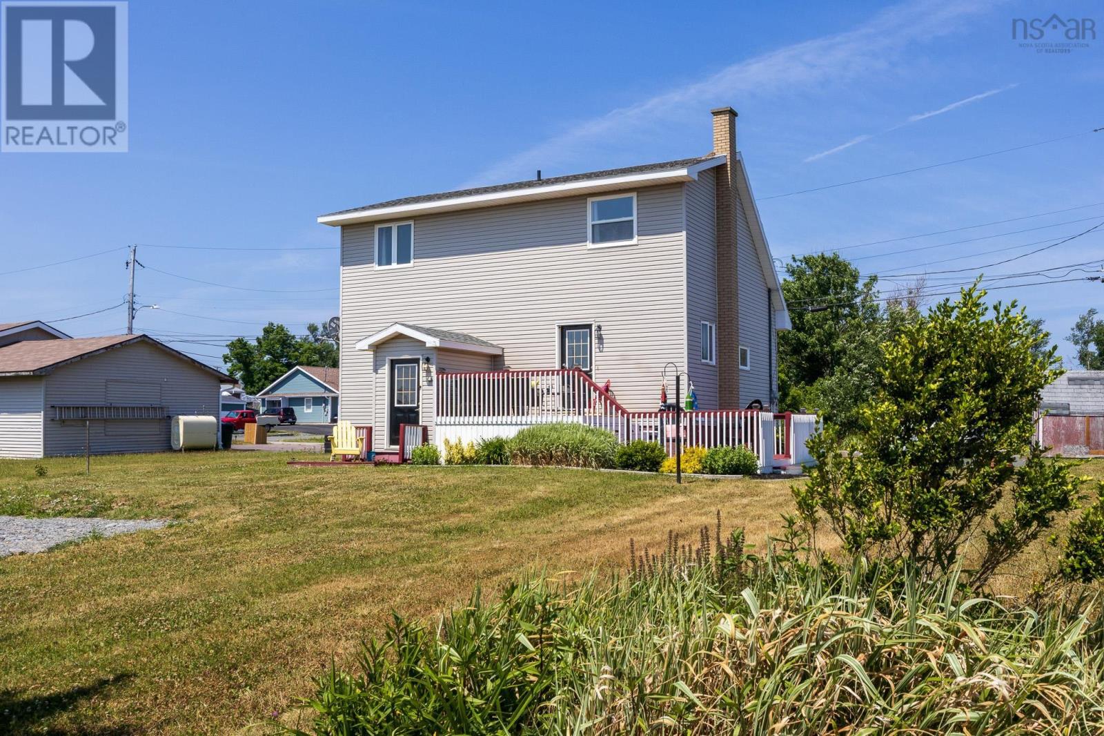 50 Duncan Street, Glace Bay, Nova Scotia  B1A 2L6 - Photo 8 - 202518075