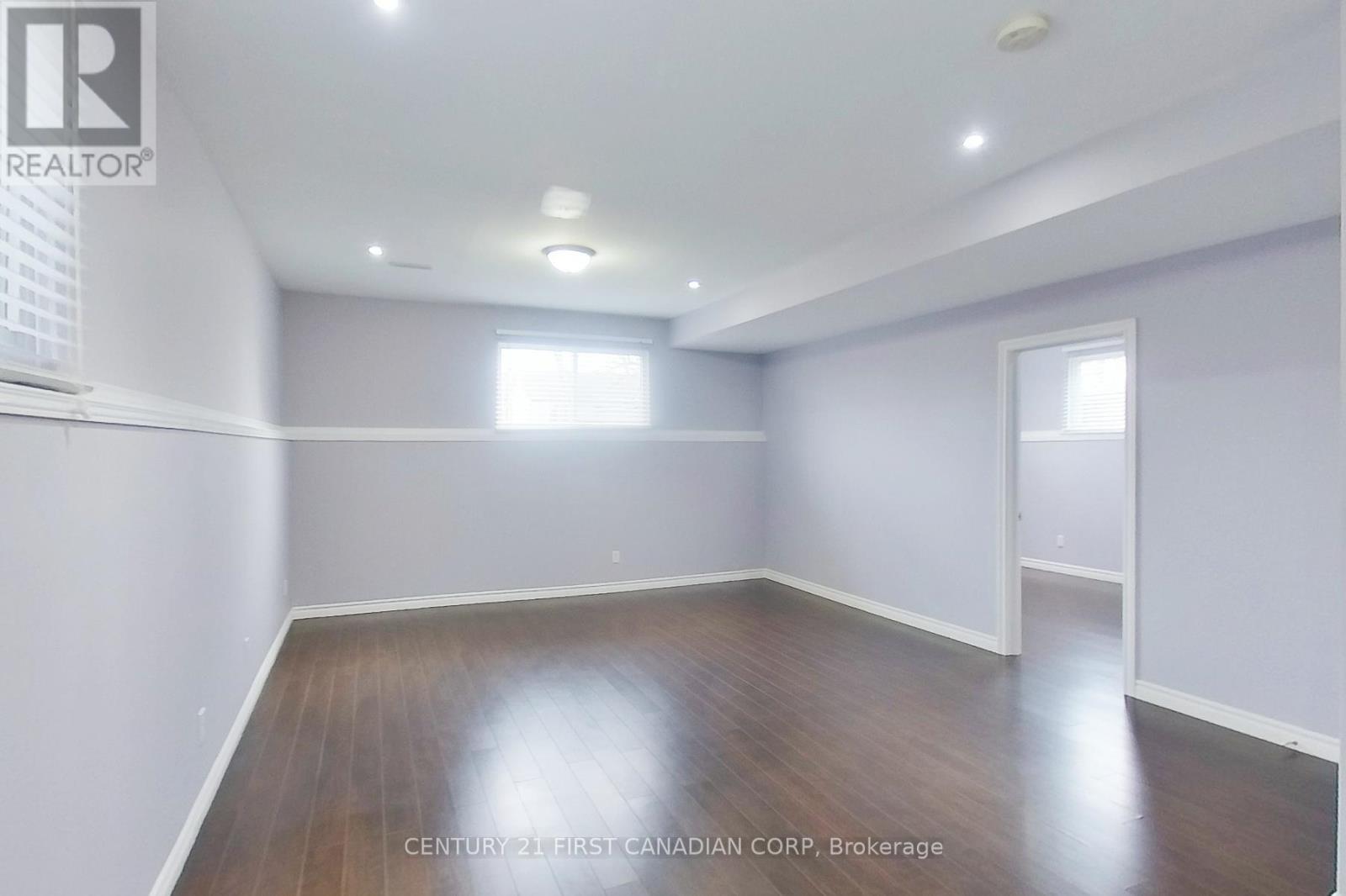 1020 Hanson Crescent, London North, Ontario  N6G 0B9 - Photo 11 - X12296401