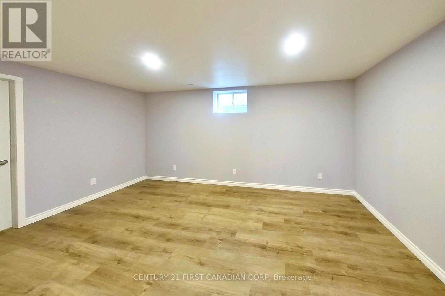 1020 Hanson Crescent, London North, Ontario  N6G 0B9 - Photo 15 - X12296401