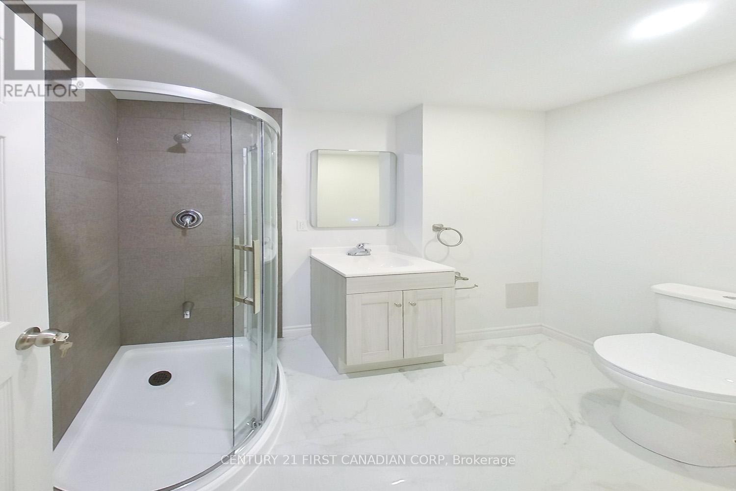 1020 Hanson Crescent, London North, Ontario  N6G 0B9 - Photo 16 - X12296401