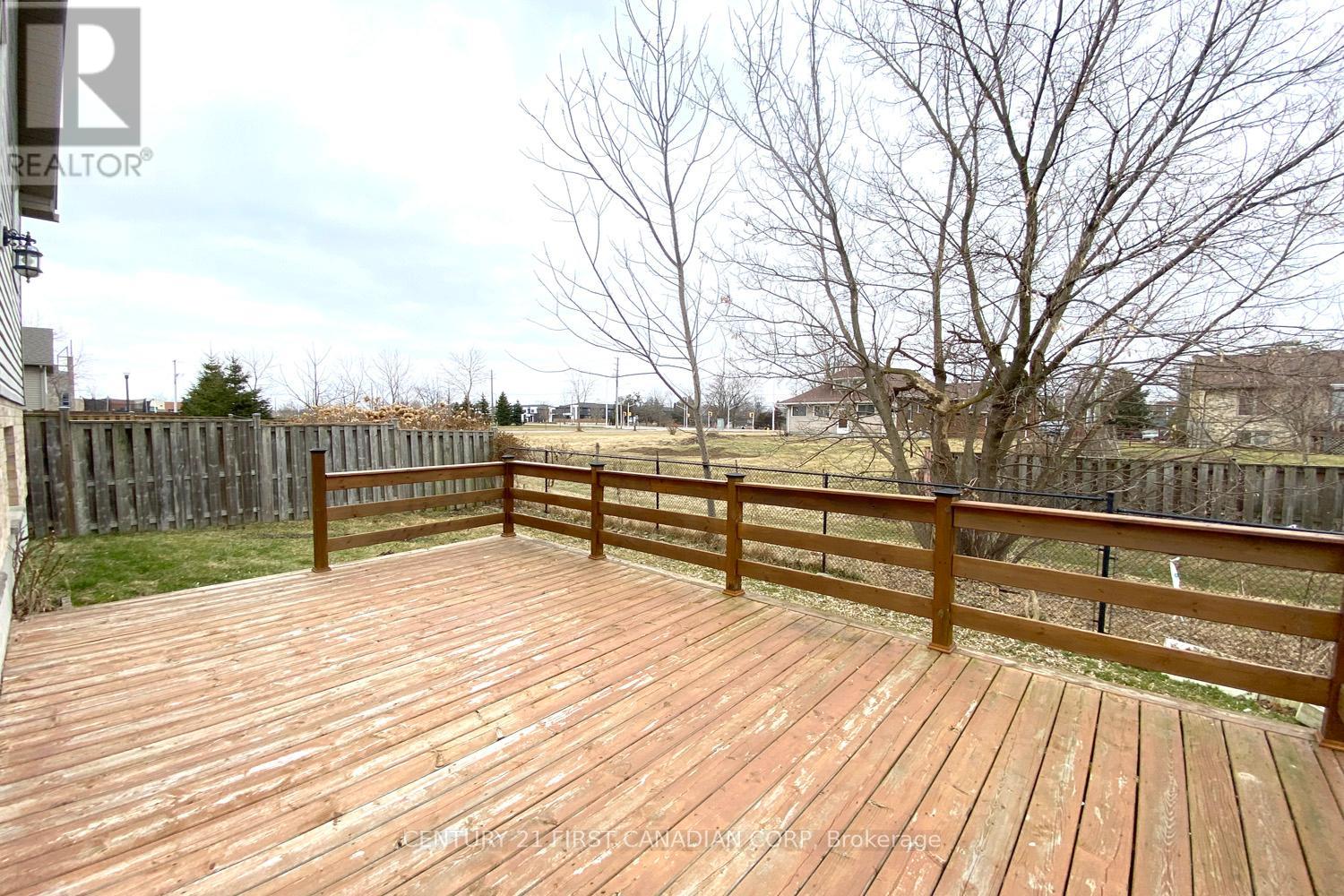 1020 Hanson Crescent, London North, Ontario  N6G 0B9 - Photo 19 - X12296401
