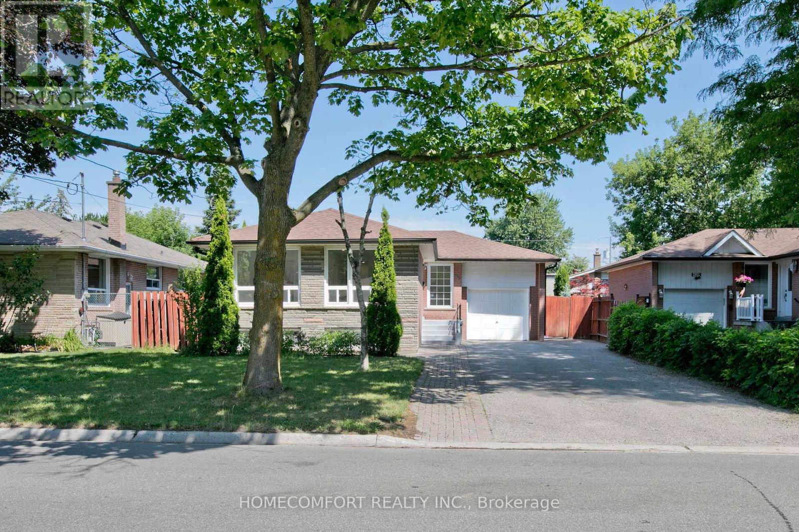 Property at 435 TAYLOR MILLS DRIVE S image 2