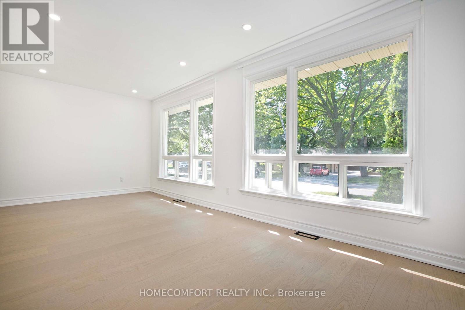 Property at 435 TAYLOR MILLS DRIVE S image 4