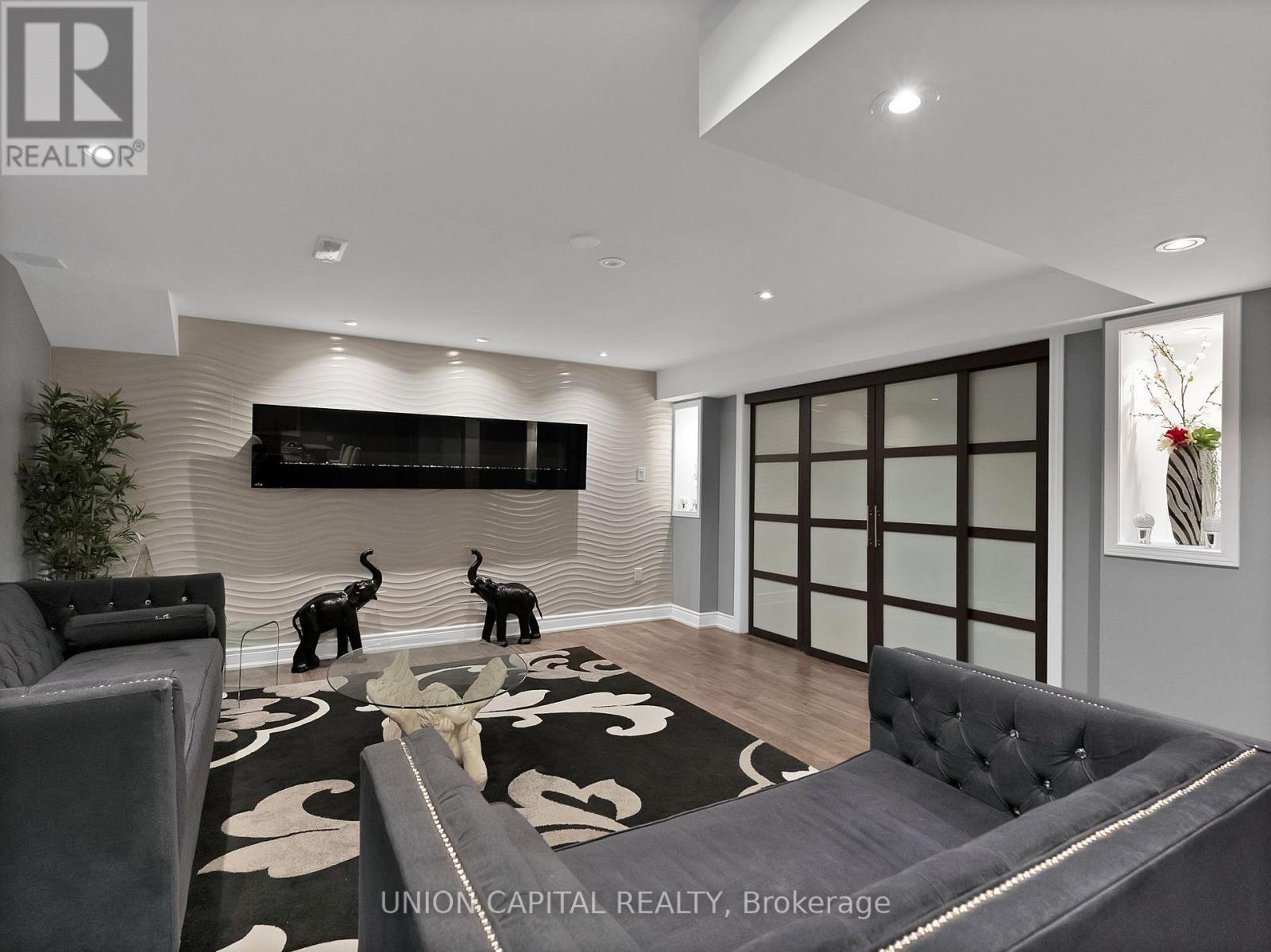 7 Legendary Circle, Brampton, Ontario  L6Y 0R9 - Photo 22 - W12296394