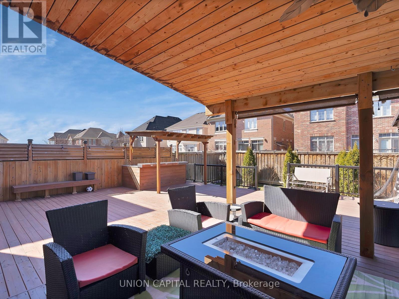 7 Legendary Circle, Brampton, Ontario  L6Y 0R9 - Photo 24 - W12296394
