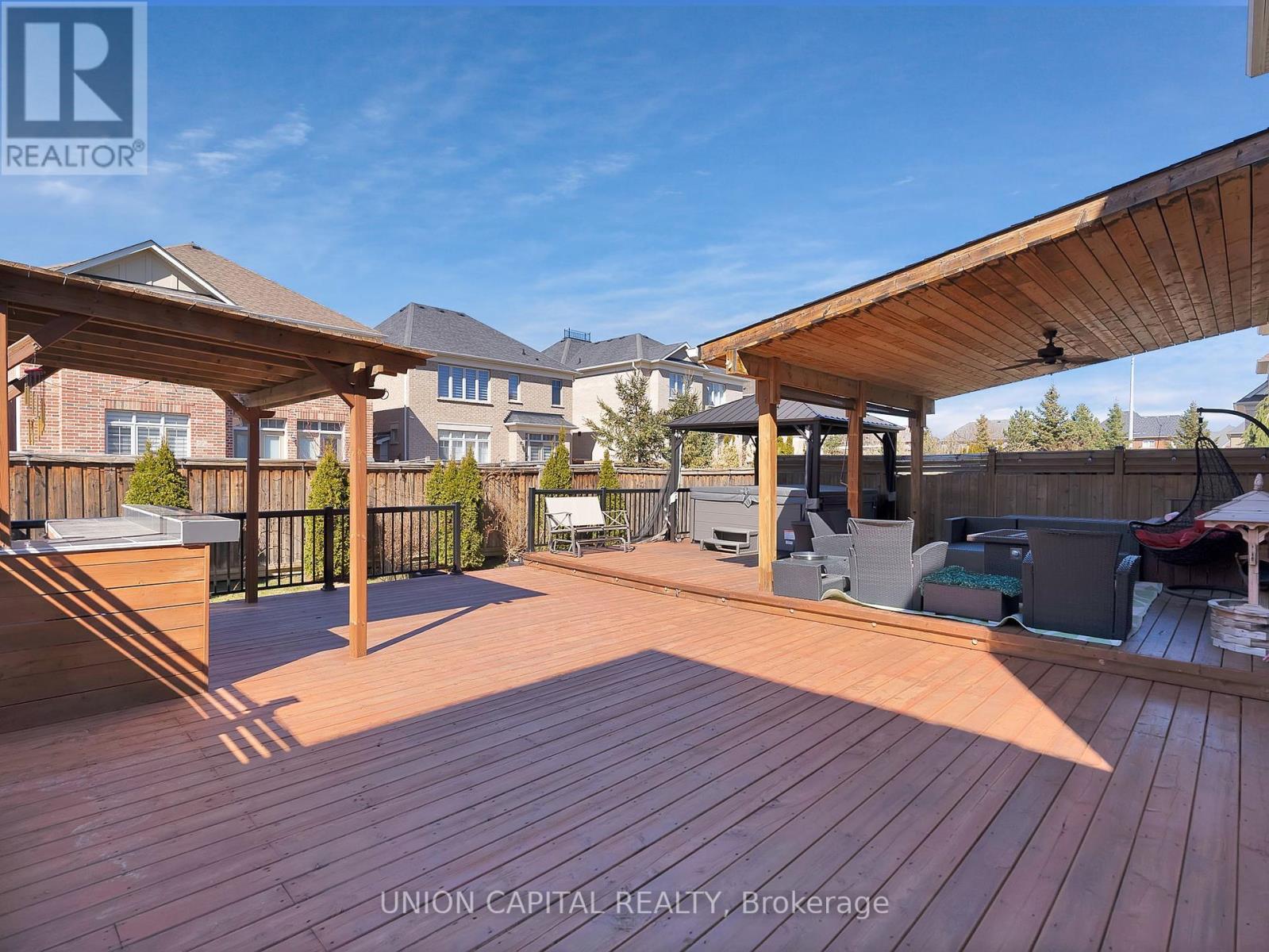 7 Legendary Circle, Brampton, Ontario  L6Y 0R9 - Photo 25 - W12296394