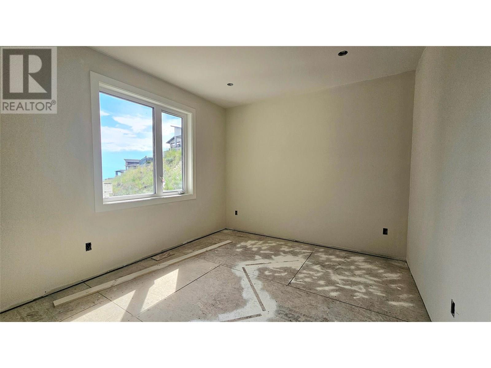 1122 Carnoustie Drive, Kelowna, British Columbia  V1P 0A3 - Photo 19 - 10329424