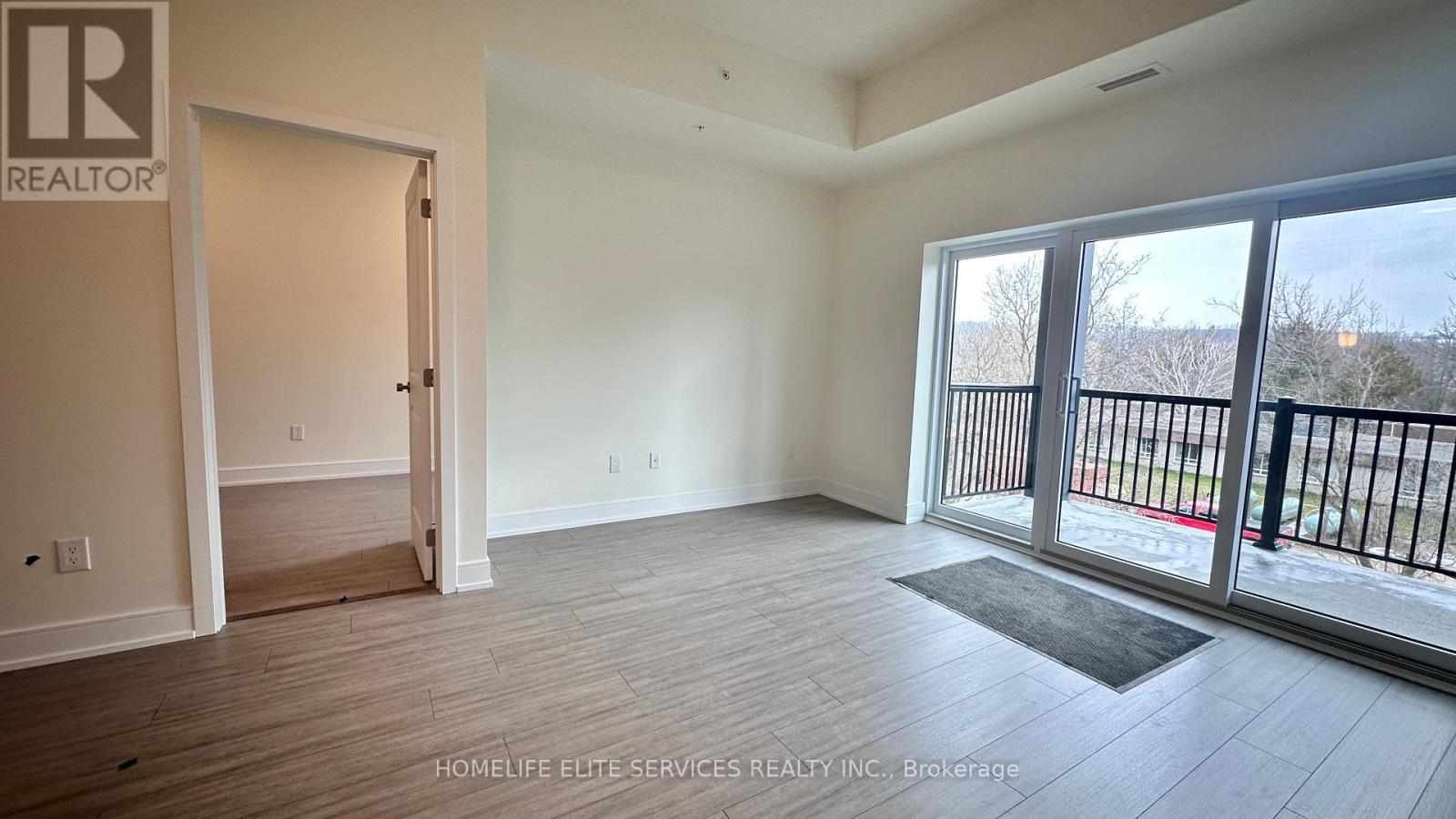 306 - 121 Mary Street, Clearview (Creemore), Ontario  L0M 1G0 - Photo 12 - S12296457