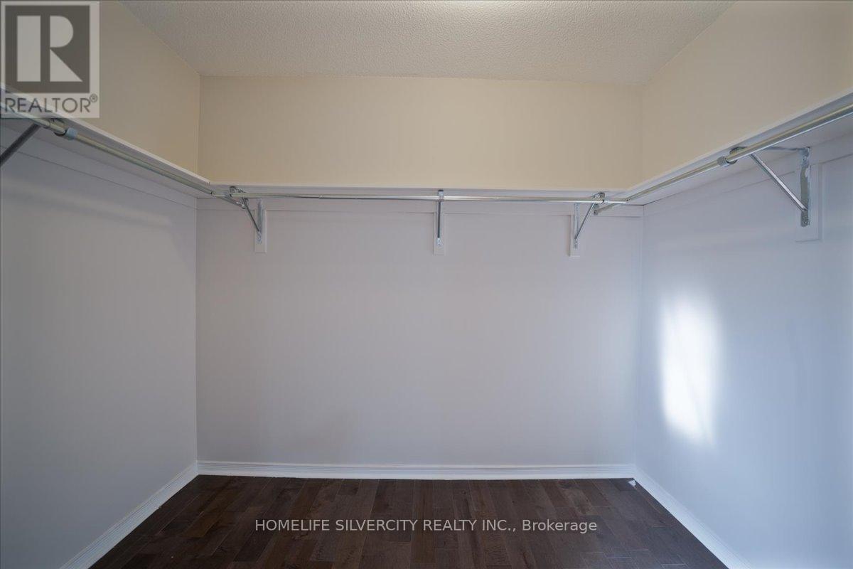 6 Bentgrass Lane, Brampton (Snelgrove), Ontario  L7A 3K2 - Photo 20 - W12296449