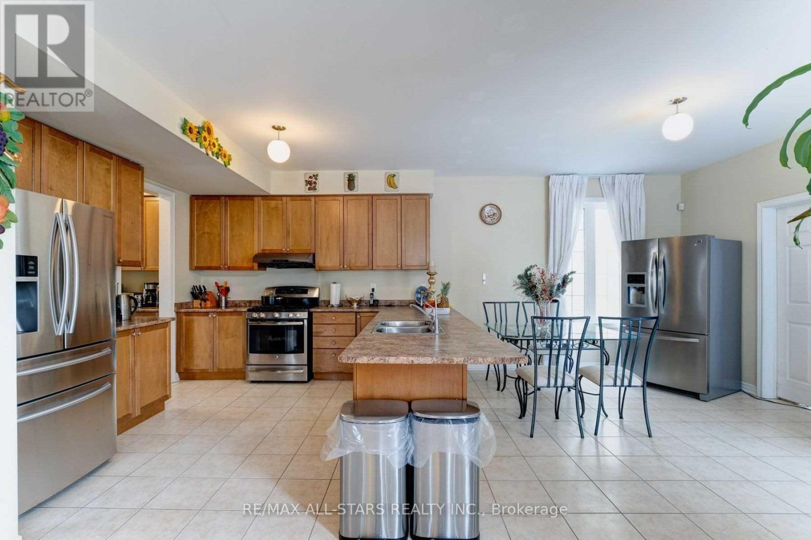 18 Orr Farm Road, Markham, Ontario  L6C 0A3 - Photo 17 - N12296463