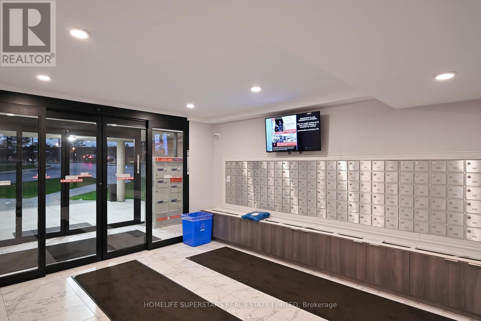 Property at 605 - 3501 GLEN ERIN DRIVE W image 4