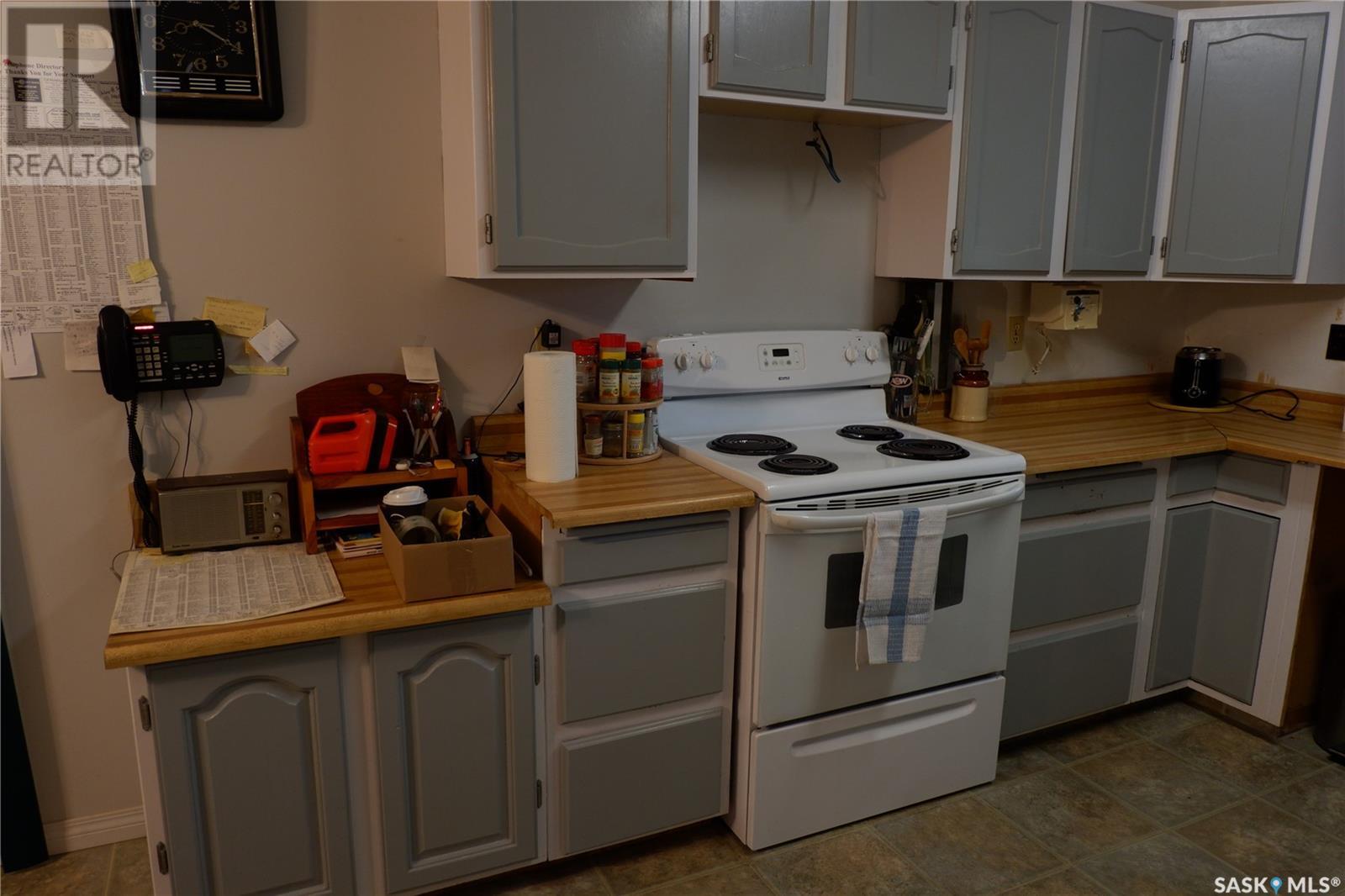 235 King Street, Coronach, Saskatchewan  S0H 0Z0 - Photo 36 - SK013032