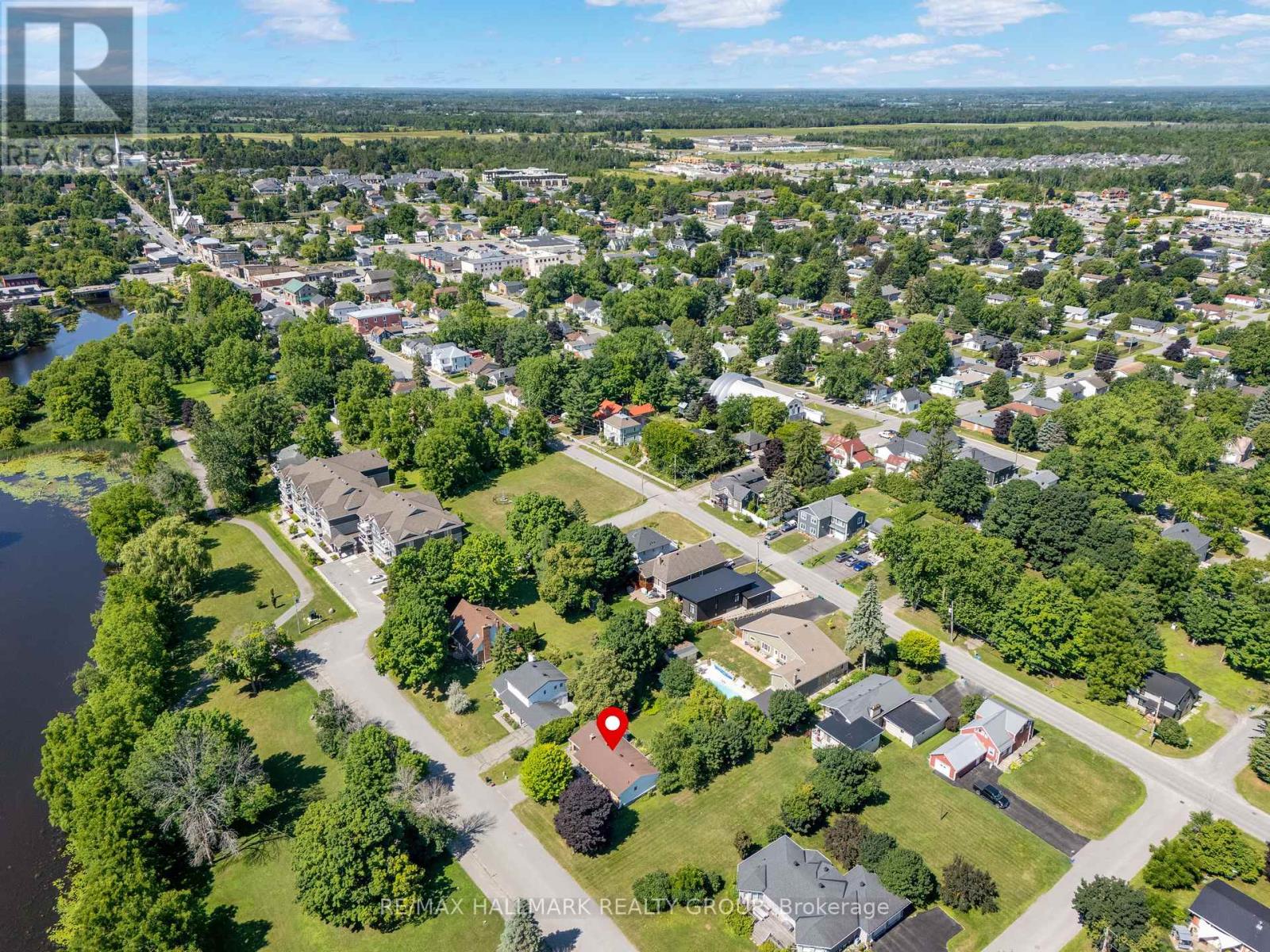 209 Curry Street, North Grenville, Ontario  K0G 1J0 - Photo 6 - X12296513