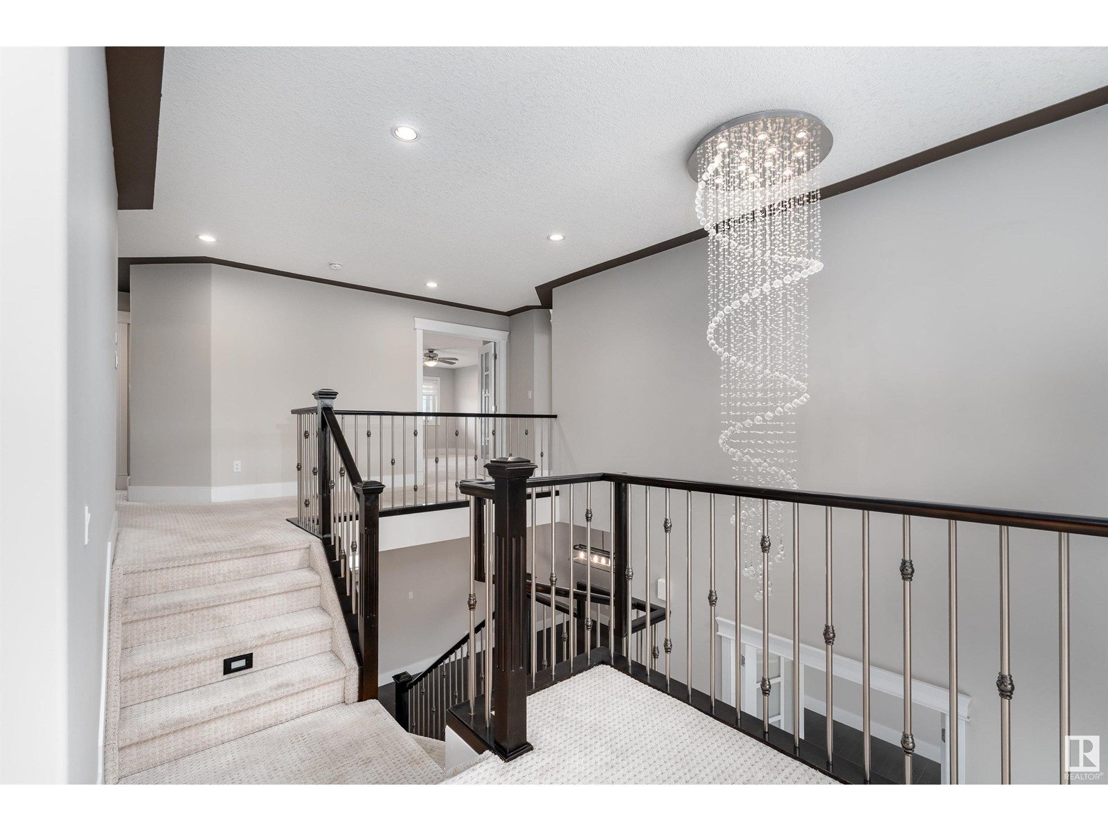 Property at 2422 ASHCRAFT CR SW image 4