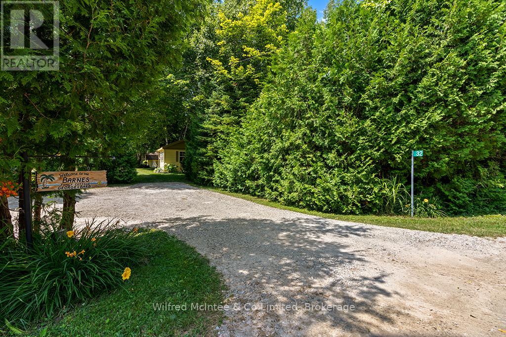 32 3rd Avenue S, Native Leased Lands, Ontario  N0H 2G0 - Photo 6 - X12296516