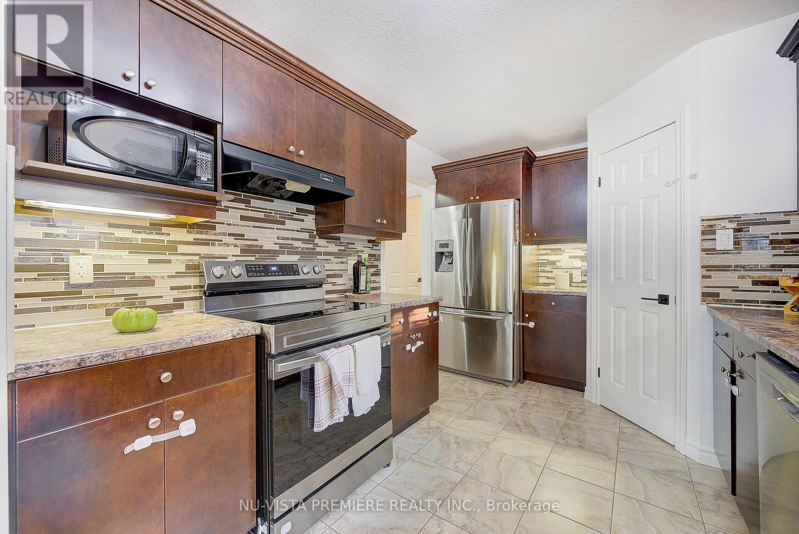 301 Portrush Place, London North, Ontario  N5X 0C2 - Photo 17 - X12296529