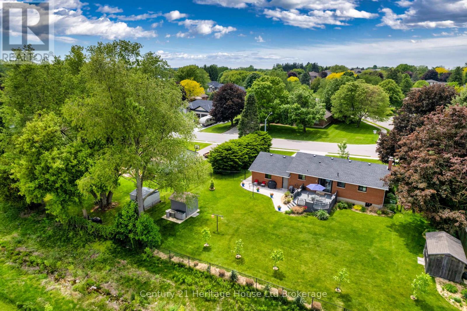 Property at 35 TANAGER DRIVE image 1