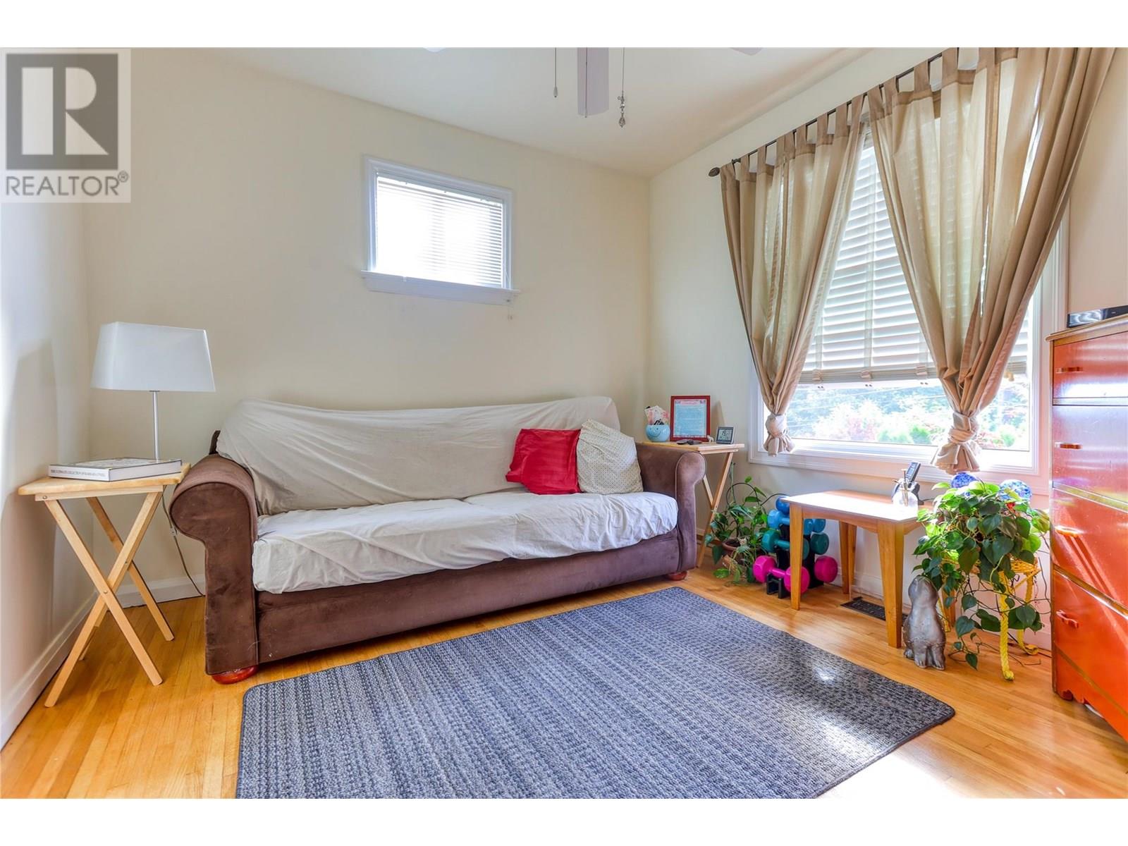 Property at 654 Schofield Highway image 4