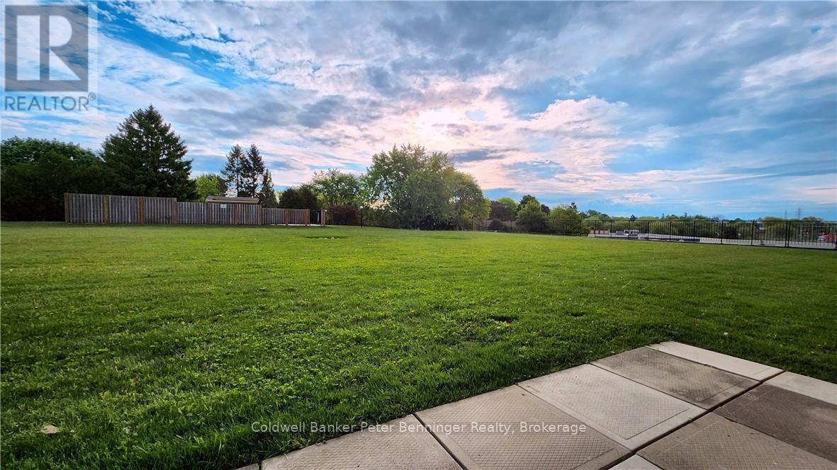 Property at 211 - 1100 COURTLAND AVENUE E image 1