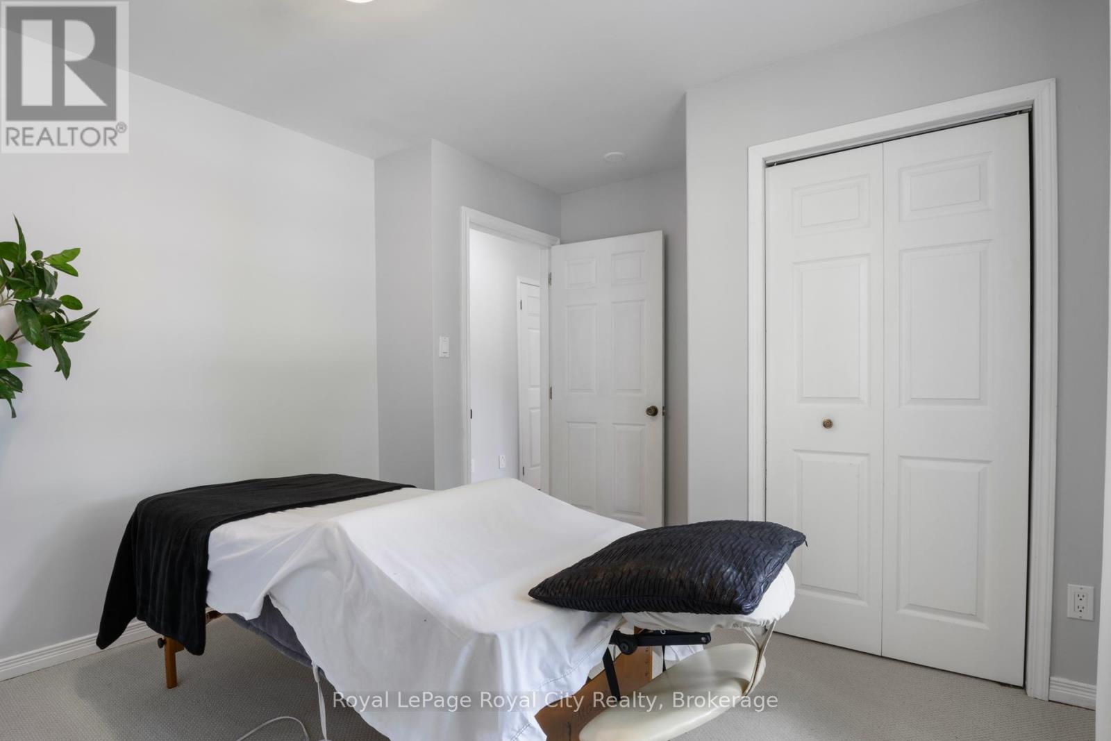 495 Hill Street E, Centre Wellington, Ontario  N1M 1H6 - Photo 15 - X12294803