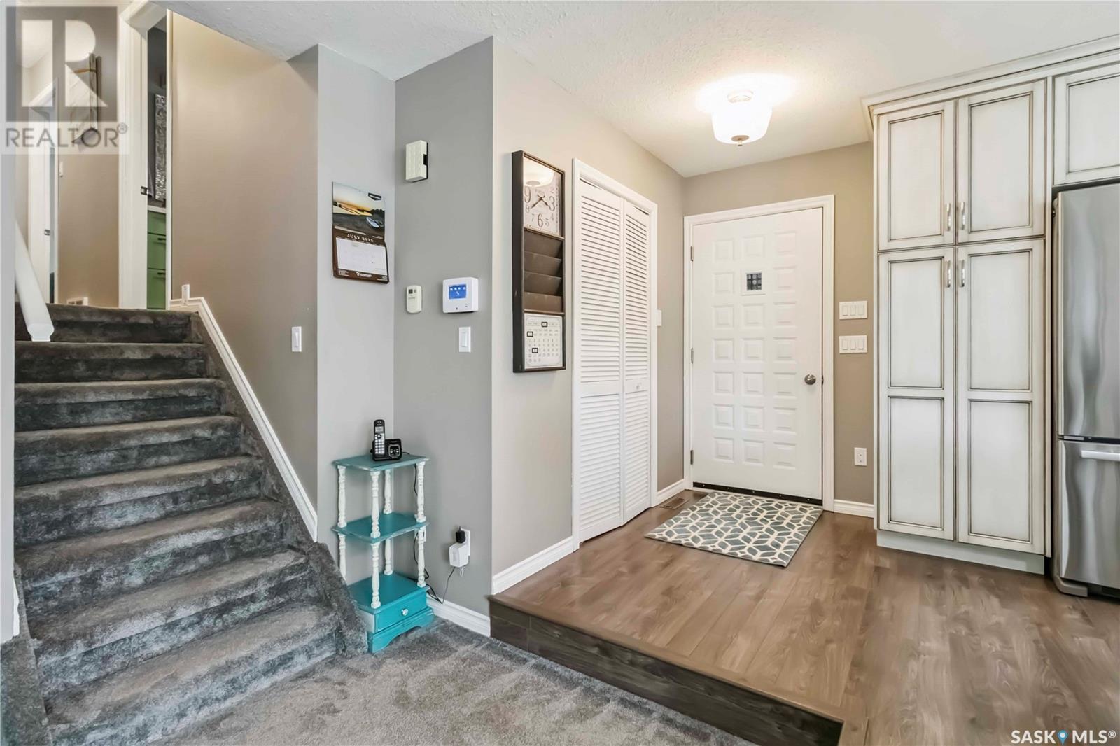 Property at 347 DELARONDE ROAD image 5
