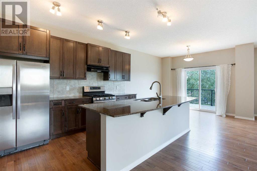 Property at 32 Drake Landing Hill image 4
