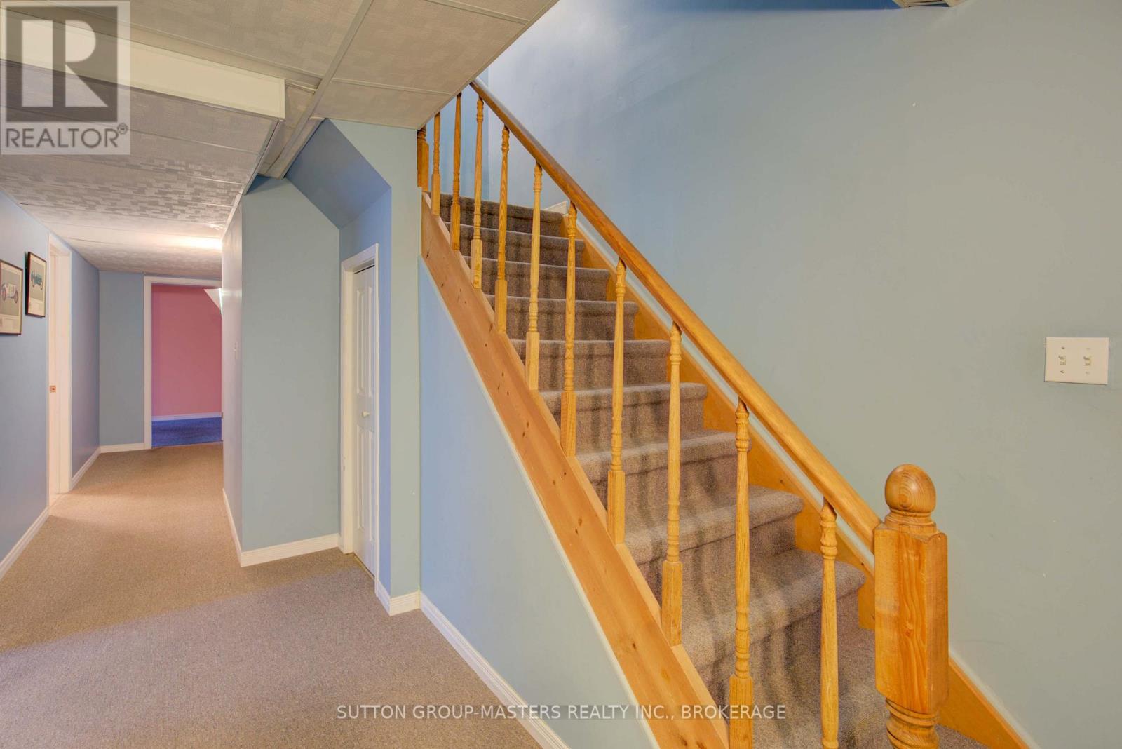 3 Empire Court, Loyalist (Bath), Ontario  K0H 1G0 - Photo 28 - X12183590