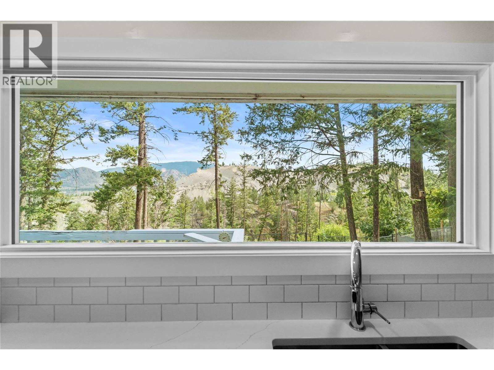 Property at 1254 Foxwood Lane image 3