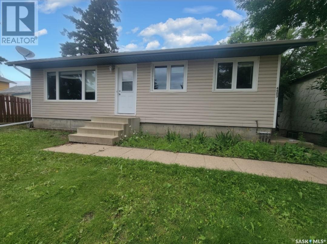 4903 Tribune STREET W, macklin, Saskatchewan