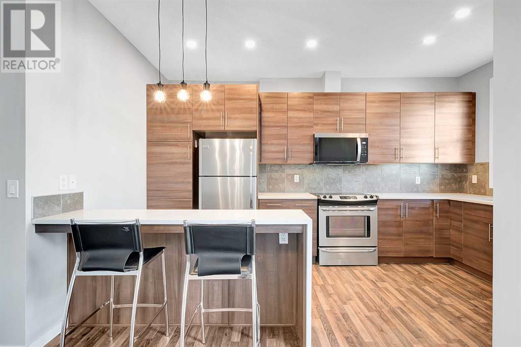 Property at 408, 130 New Brighton Way SE image 4