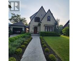 92 2nd Avenue NW, nakusp, British Columbia