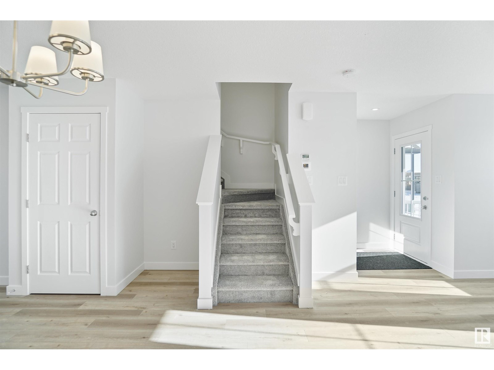 160 Savoy Cr, Sherwood Park, Alberta  T8H 1Z8 - Photo 6 - E4448856