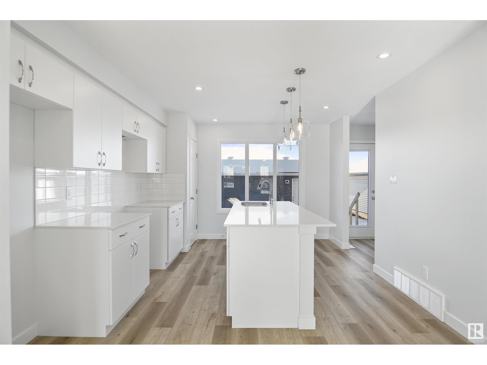 160 Savoy Cr, Sherwood Park, Alberta  T8H 1Z8 - Photo 8 - E4448856