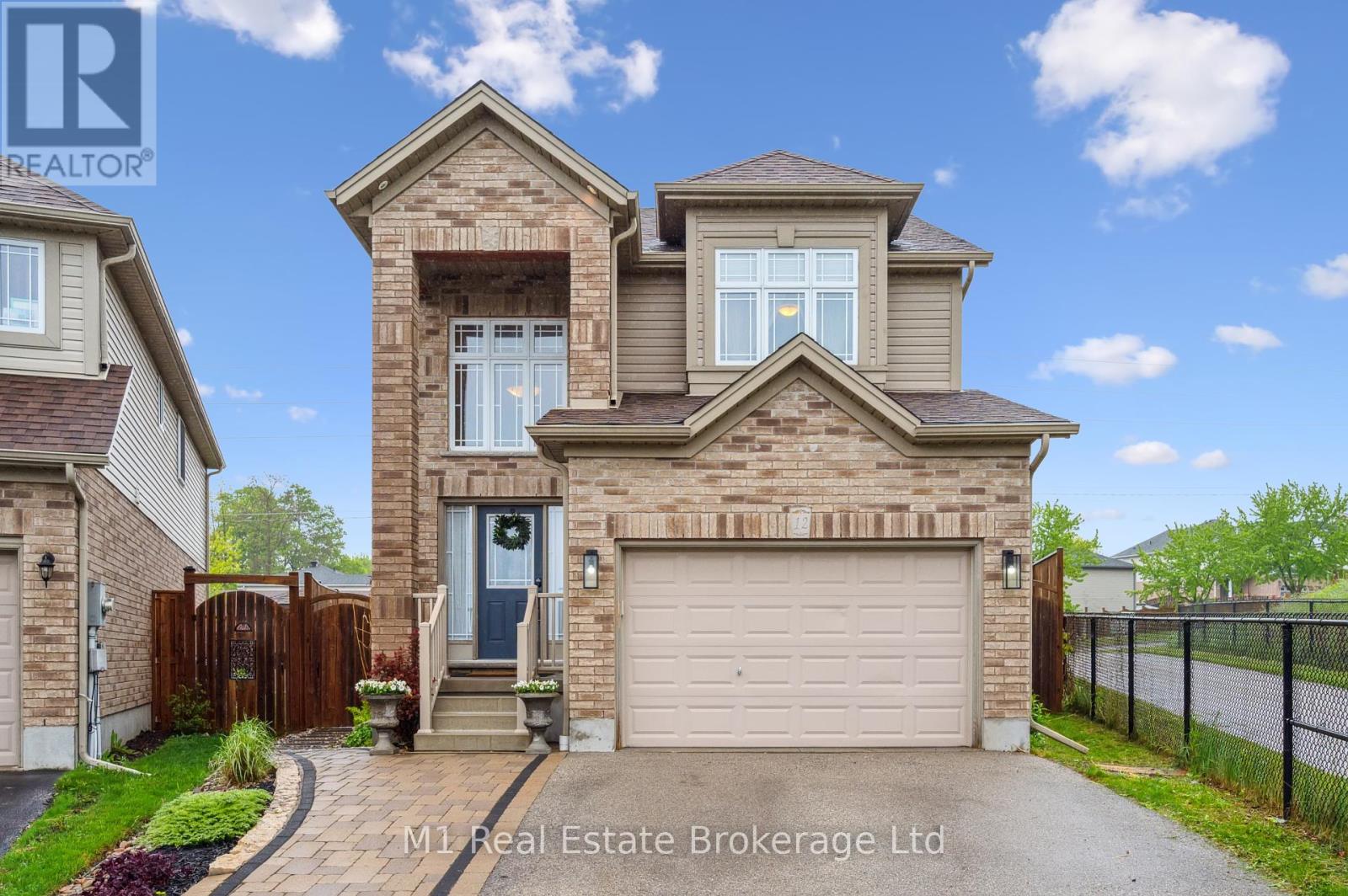 12 Oakes Court, Guelph, Ontario  N1E 0J6 - Photo 7 - X12246231