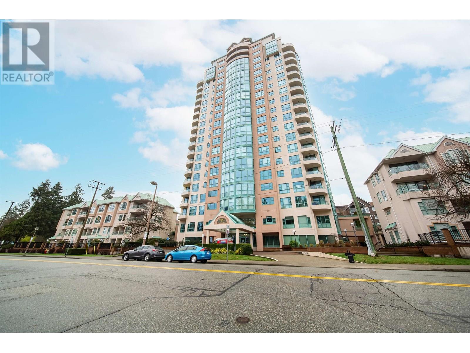 1203 3071 Glen Drive, Coquitlam, British Columbia  V3B 7R1 - Photo 1 - R3027459