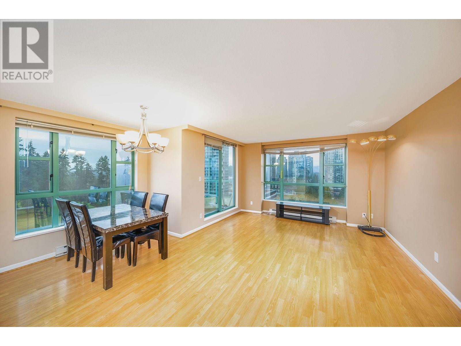 1203 3071 Glen Drive, Coquitlam, British Columbia  V3B 7R1 - Photo 13 - R3027459
