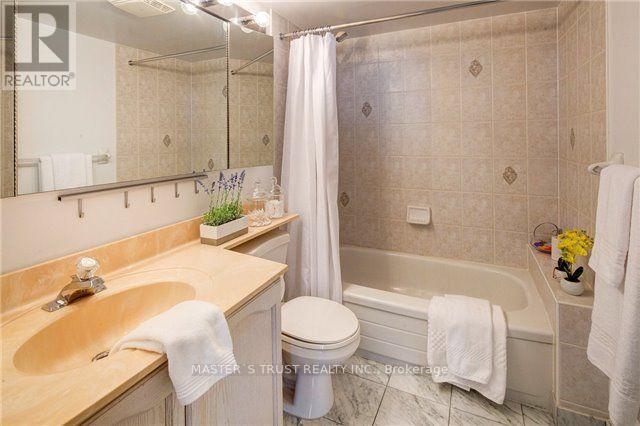 Ph5 - 1 Pemberton Avenue, Toronto, Ontario  M2M 4L9 - Photo 8 - C12187193