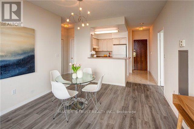 Ph5 - 1 Pemberton Avenue, Toronto, Ontario  M2M 4L9 - Photo 5 - C12187193